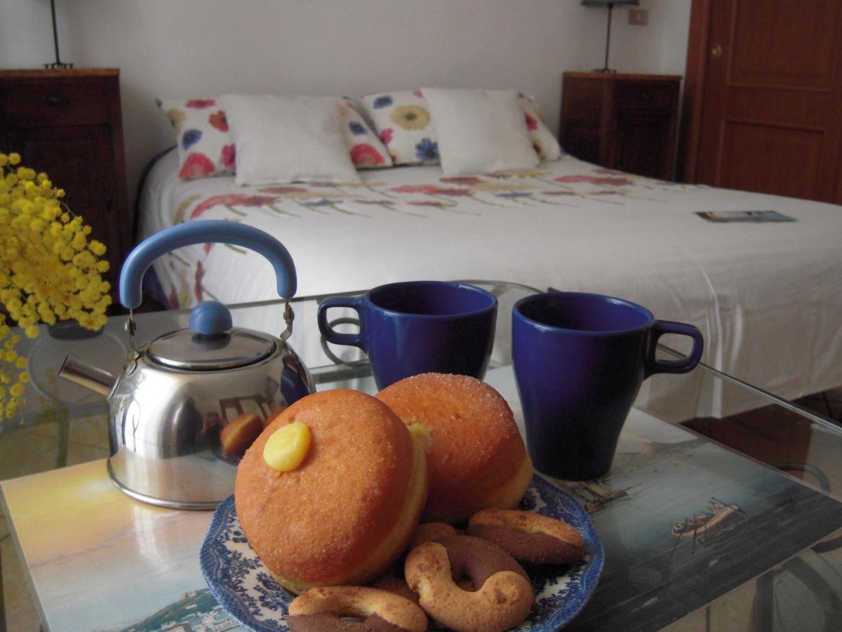 B&B Sant'Elmo Наполи Екстериор снимка
